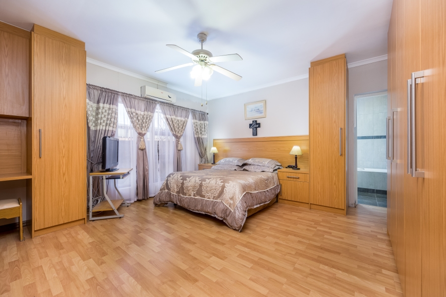 4 Bedroom Property for Sale in Belhar Western Cape